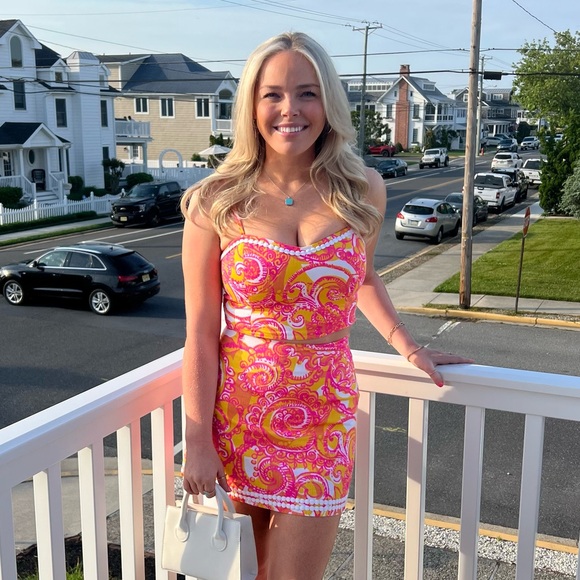 Meet your Posher, Michelle - Picture 1 of 1